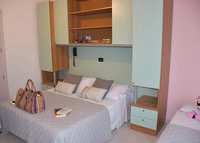 Отель Gambrinus 3*